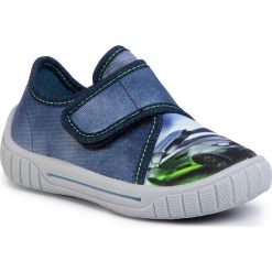 Kapcie SUPERFIT - 6-00271-82 M Blau. Niebieskie sandały chłopięce Superfit, z tworzywa sztucznego, bez zapięcia. Za 119,00 zł.