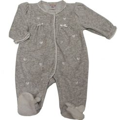 Śpioszki "Heart" w kolorze szarym. Szare śpiochy niemowlęce Just Too Cute, bez wzorów. W wyprzedaży za 42,95 zł.