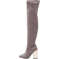 Buty zimowe damskie: Public Desire CORONA Kozaki na obcasie light grey