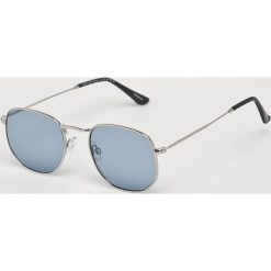 Selected - Okulary 16066731. Szare okulary przeciwsłoneczne męskie Selected, z materiału, prostokątne. W wyprzedaży za 59,90 zł.