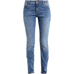 S.Oliver RED LABEL SHAPE Jeansy Slim Fit blue denim. Niebieskie jeansy damskie relaxed fit marki s.Oliver RED LABEL, z bawełny. Za 249,00 zł.