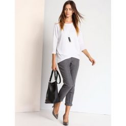 SWETER DŁUGI RĘKAW DAMSKI. Czarne swetry damskie TROLL, na zimę, s, z aplikacjami, z dzianiny, eleganckie, z długim rękawem, długie, bez kaptura. W wyprzedaży za 39,99 zł.