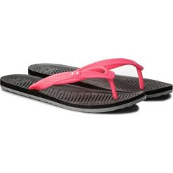 Klapki Under Armour Atlantic Dune W 1252540-006. Różowe klapki damskie Under Armour, w paski, z materiału, bez obcasa. W wyprzedaży za 129,00 zł.