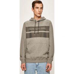 Calvin Klein Jeans - Bluza. Szare bluzy męskie Calvin Klein Jeans, s, z nadrukiem, z bawełny, z kapturem, bez rękawów, z kapturem. W wyprzedaży za 269,90 zł.