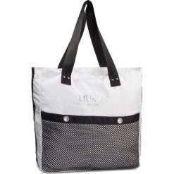 Torebka LIU JO - Borsa Tessuto T19141 T0300 White/Nero 03Q51. Czarne torebki klasyczne damskie Liu Jo, bez wzorów, z materiału, klasyczne, duże, bez dodatków. Za 399,00 zł.