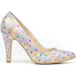 Eleganckie czółenka na szpilce - skóra naturalna - model 035 - kolor pawie oczko. Zielone czółenka damskie Zapato, na imprezę, z nadrukiem, ze skóry, na wysokim obcasie, na obcasie. Za 319,00 zł.