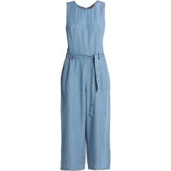 Vince Camuto STRIPE BELTED Kombinezon indigo stone. Niebieskie kombinezony damskie marki Vince Camuto, l, z lyocellu. Za 669,00 zł.