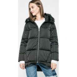 Answear - Kurtka Ur Your Only Limit. Czarne kurtki damskie ANSWEAR, s, bez wzorów, z poliesteru, długie. W wyprzedaży za 139,90 zł.