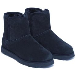 Skórzane botki w kolorze ciemnoniebieskim. Niebieskie buty zimowe damskie marki Carla Samuel. W wyprzedaży za 269,95 zł.