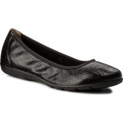 Baleriny CAPRICE - 9-22150-20 Black Replite 010. Czarne baleriny damskie marki Caprice, bez wzorów, z zamszu, klasyczne, bez obcasa, na płaskiej podeszwie. W wyprzedaży za 149,00 zł.