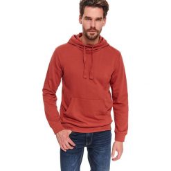 Bluza nierozpinana męska kangurka. Czerwone bluzy męskie Top Secret, na wiosnę, m, bez wzorów, klasyczne, z kapturem, bez rękawów, bez kaptura. Za 119,99 zł.