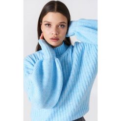 Trendyol Sweter z półgolfem i bufiastym rękawem - Blue. Niebieskie bez kategorii marki Trendyol, z dzianiny, z golfem. W wyprzedaży za 66,57 zł.