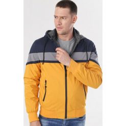 Żółto-Granatowa Dwustronna Kurtka Jynless. Niebieskie kurtki męskie Born2be, xl, bez wzorów. Za 169,99 zł.