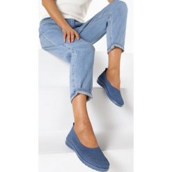 Niebieskie Tenisówki Calycea. Niebieskie trampki i tenisówki damskie Born2be, bez wzorów, przed kostkę, bez zapięcia. Za 59,99 zł.