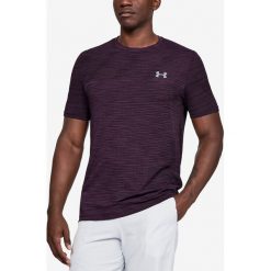 Under Armour Vanish Seamless Koszulka Fioletowy. Fioletowe podkoszulki męskie Under Armour, m, bez wzorów, z poliesteru, bez kołnierzyka, krótkie. Za 206,95 zł.