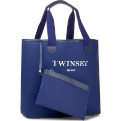 Torebka TWINSET - Shopping AS8PNA Blu Scuro 0058S. Niebieskie torebki klasyczne damskie marki Twinset, bez wzorów, ze skóry ekologicznej, eleganckie, bez dodatków. W wyprzedaży za 259,00 zł.