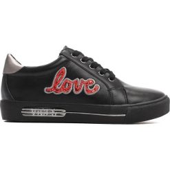 Czarne Buty Sportowe Vampies. Czarne buty sportowe damskie Multu, bez wzorów, sportowe. Za 39,99 zł.
