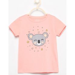T-shirt z nadrukiem - Pomarańczowy. Pomarańczowe t-shirty damskie Reserved, s, z nadrukiem, bez kołnierzyka. Za 39,99 zł.