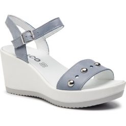Sandały IGI&CO - 3174255 Blue. Niebieskie klapki damskie z aplikacjami, ze skóry. W wyprzedaży za 209,00 zł.