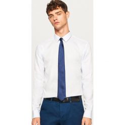 Koszula comfort fit - Niebieski. Niebieskie koszule męskie Reserved, s, bez wzorów, bez kołnierzyka, bez rękawów. Za 79,99 zł.
