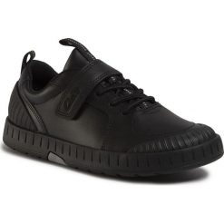 Sneakersy CLARKS - Apollo Step K 261470467 Black Leather. Czarne trampki chłopięce Clarks, bez wzorów, ze skóry ekologicznej, na rzepy. Za 259,00 zł.
