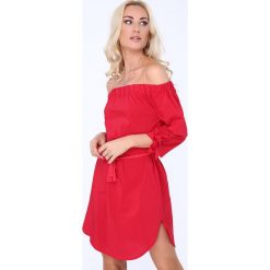 Sukienki: Czerwona Sukienka 3151