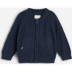 Bawełniany sweter zapinany na zamek -. Swetry męskie Reserved, bez wzorów, z bawełny. Za 55,99 zł.