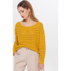 Ażurowy sweter oversize - Żółty. Żółte swetry damskie Mohito, s, w ażurowe wzory. Za 119,99 zł.