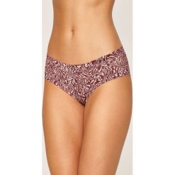 Under Armour - Figi (3-pack). Czerwone majtki damskie Under Armour, s, z elastanu. W wyprzedaży za 89,90 zł.