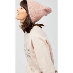 Czapka w prążki. Czapki damskie Moodo, bez wzorów. Za 19,99 zł.