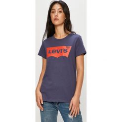 Levi's - T-shirt. Niebieskie bluzki damskie Levi's®, s, z nadrukiem, z bawełny, z okrągłym kołnierzem. W wyprzedaży za 99,90 zł.