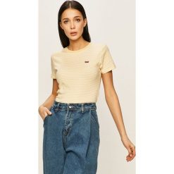 Levi's - T-shirt. Żółte bluzki damskie Levi's®, s, bez wzorów, z bawełny, casualowe, z okrągłym kołnierzem. Za 99,90 zł.