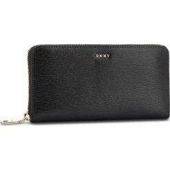 Duży Portfel Damski DKNY - Bryant New Zip Around R8313658 Blk/Gold BGD. Czarne portfele damskie DKNY, bez wzorów, ze skóry. W wyprzedaży za 349,00 zł.