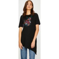 Desigual - Top. Szare topy damskie marki Desigual, l, z haftami, z dzianiny, z asymetrycznym kołnierzem. Za 249,90 zł.