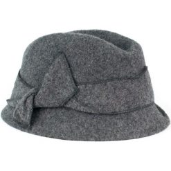 Kapelusz damski Asymetria szary (cz14215). Szare kapelusze damskie marki Art of Polo, z wełny. Za 70,68 zł.