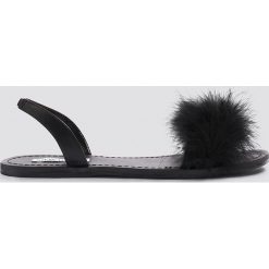 Sandały damskie: Steve Madden Płaskie sandały Tingle – Black