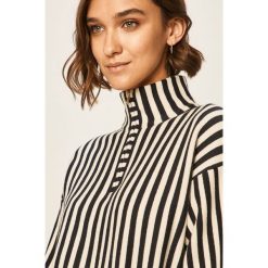 Scotch & Soda - Sweter. Swetry damskie Scotch & Soda, s, bez wzorów, z bawełny, z krótkim rękawem, krótkie, bez kaptura. W wyprzedaży za 439,90 zł.