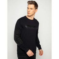 Bluza Trussardi Jeans 52F00102. Czarne bluzy męskie Trussardi Jeans, m, bez wzorów, z jeansu, bez kołnierzyka, bez rękawów, bez kaptura. W wyprzedaży za 229,00 zł.