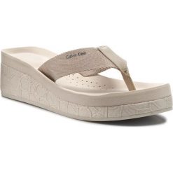 Klapki damskie: Japonki CALVIN KLEIN BLACK LABEL – Mulan N12028 Almond