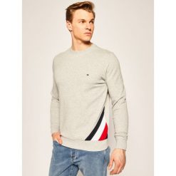 Bluza TOMMY HILFIGER Diagonal MW0MW12313. Czerwone bluzy męskie TOMMY HILFIGER, m, bez wzorów, z bawełny, bez kołnierzyka, bez rękawów, bez kaptura. W wyprzedaży za 339,00 zł.