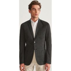 Dzianinowa marynarka slim fit - Szary. Szare marynarki męskie slim fit Reserved, z dzianiny. Za 229,99 zł.