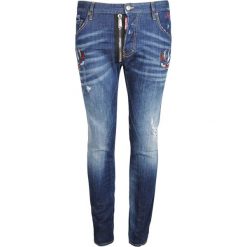 Dsquared Jeansy "Skater". Czerwone jeansy męskie Dsquared2, z aplikacjami, z jeansu. Za 1199,00 zł.