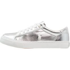 Polo Ralph Lauren EASTEN Tenisówki i Trampki silver metallic. Czerwone trampki chłopięce marki Polo Ralph Lauren. Za 339,00 zł.