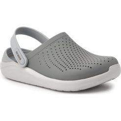 Klapki CROCS - Literide Clog 204592 Smoke/Pearl White. Szare klapki damskie Crocs, bez wzorów, z tworzywa sztucznego, bez obcasa. Za 239,00 zł.