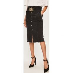 Pinko - Spódnica jeansowa. Czarne spódniczki damskie Pinko, z bawełny, casualowe, z podwyższonym stanem, midi, ołówkowe. W wyprzedaży za 599,90 zł.