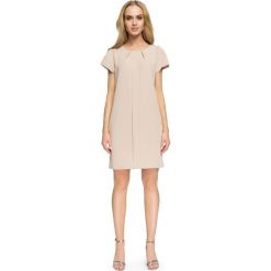 JEANETTA Sukienka biurowa mini - beżowa. Brązowe sukienki damskie Stylove, na co dzień, s, bez wzorów, eleganckie, bez kołnierzyka, z krótkim rękawem, krótkie, mini, proste. Za 139,00 zł.