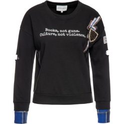 Bluza Silvian Heach PGA19616FE. Czarne bluzy damskie Silvian Heach, l, bez wzorów, z bawełny, bez rękawów, bez kaptura. W wyprzedaży za 219,00 zł.