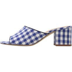 Klapki damskie: J.CREW ALLDAY MULE IN GINGHAM Klapki blue/white