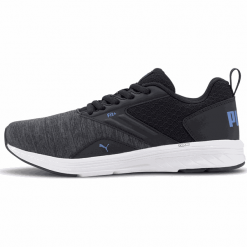 Puma Buty NRGY Comet Jr 19067516 37 czarne. Czarne buty chłopięce sportowe Puma, z tkaniny, bez zapięcia. W wyprzedaży za 199,00 zł.