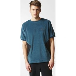 Bluza adidas Originals Ornamental Block Short Sleeve Velour Crewneck Sweatshirt (CF5320). Zielone bluzy męskie Adidas, m, bez wzorów, z bawełny, bez kołnierzyka, z krótkim rękawem, krótkie, bez kaptura. Za 149,99 zł.